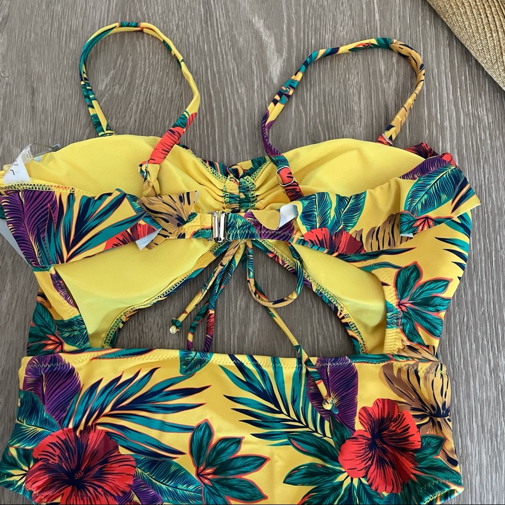 Vacation Playdate Floral Yellow Cutout One Piece Swimsuit - Picture 9 of 12